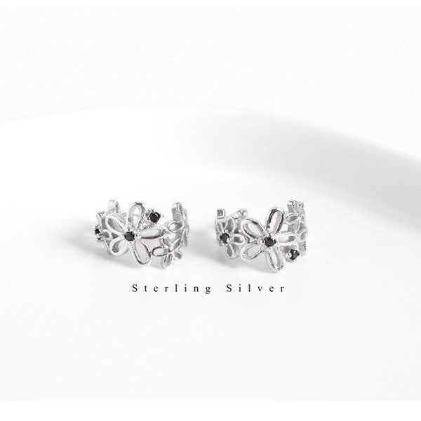 Sterling Silver Daisy Flower Ear Cuff | Floral Conch Cuff | Non Pierced Earrings | Cartilage Cuff | Minimalist | Boho Hippie | Gift For Her