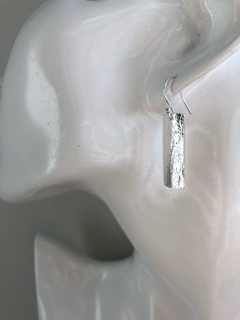 Perfect for Mother\u2019s Day gift . With contemporary elegance Textured silver drop earrings these earrings are perfect for night or day