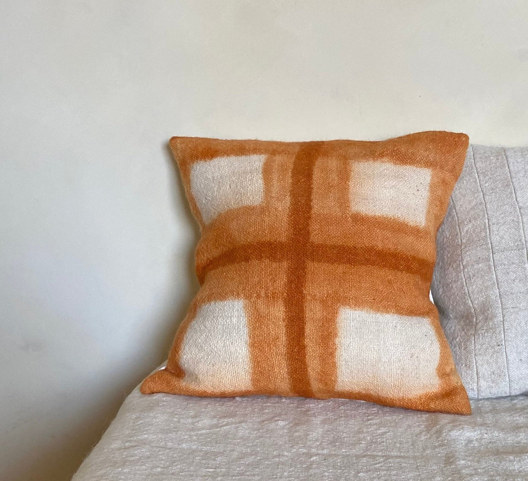 Coussin Marocain Berbère avec Motifs Peints à La Main Au Henné, Coussin Décoratif Boho Éclectique