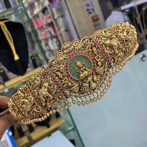 Antique Gold Temple Waist Belt With Goddess Lakshmi | South  display picture 2