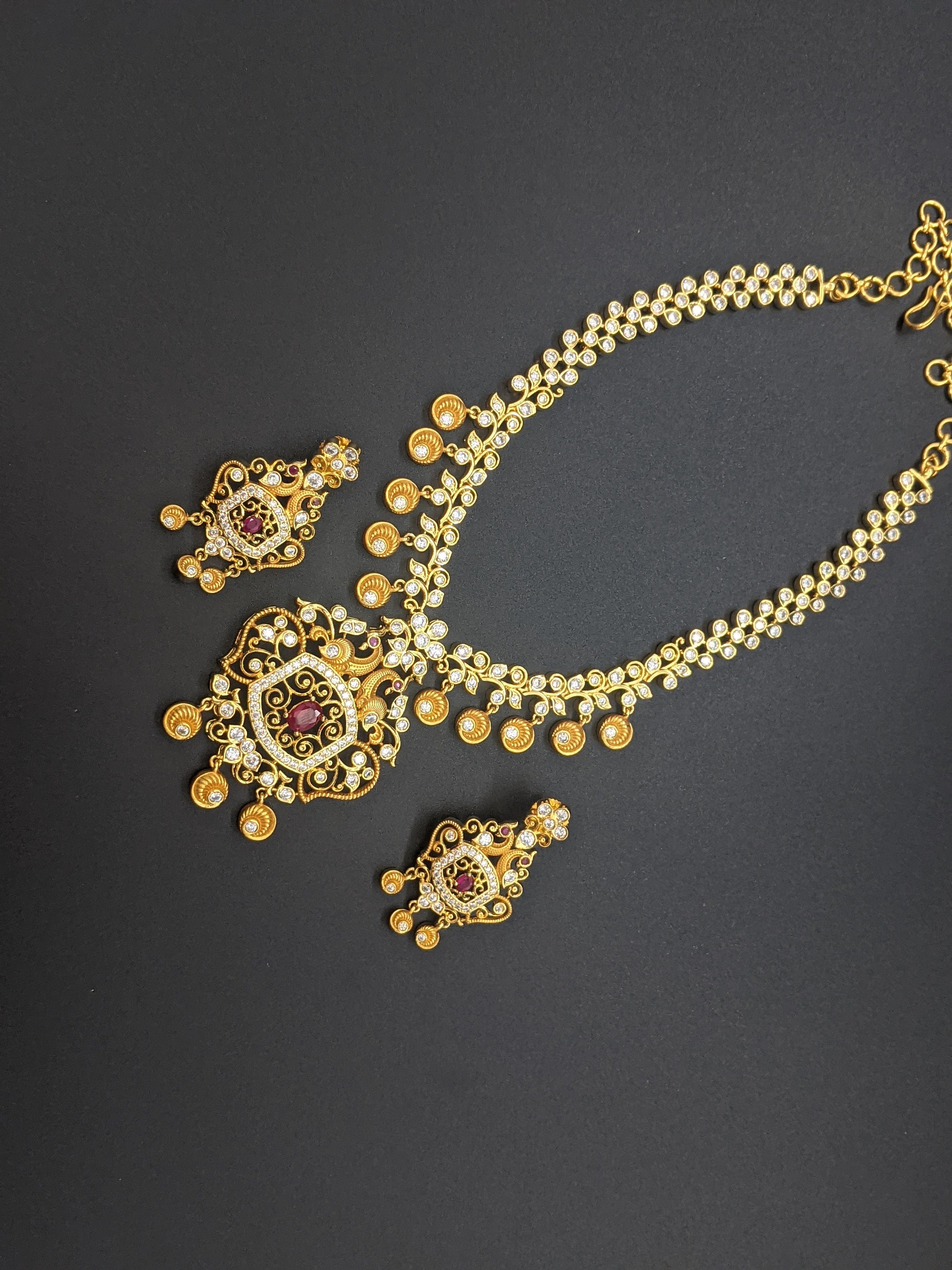 Traditional Gold Plated Artificial Stone Necklace Set With