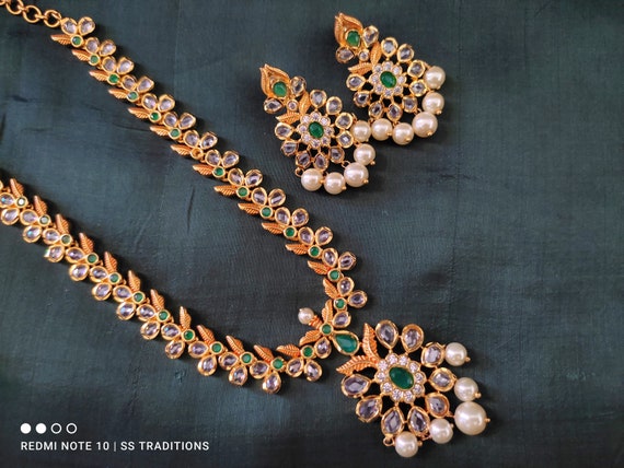 Small antique gold necklace designs sale