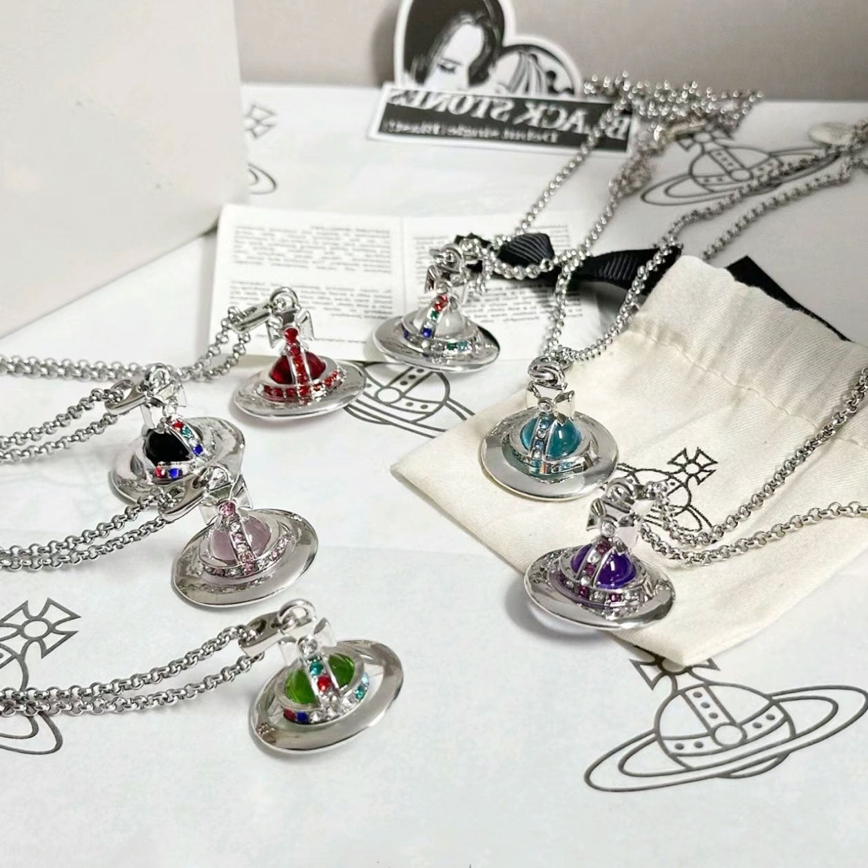 Vivienne kuat westwood replica
