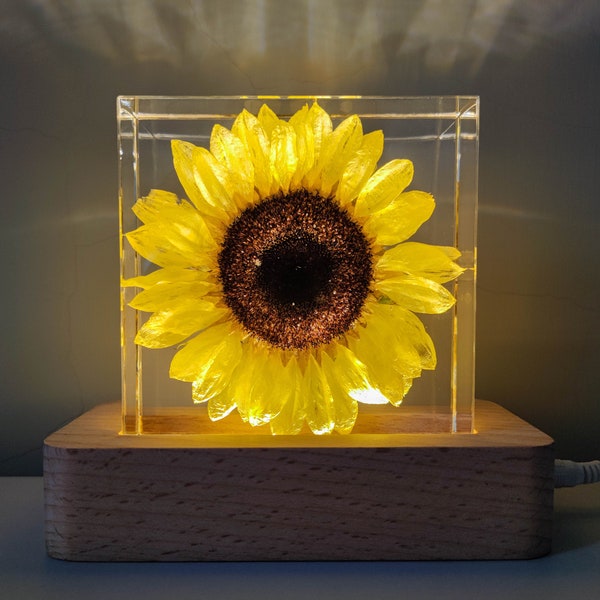 Real Lemon Sunflower Resin Block, Sunflower Night Light, Sunflower Ornament, Resin Paperweight, Gift for Her, Home Decor, Natural Gift