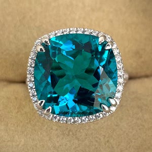 Paraiba Turmalin Ring, Paraiba Verlobungsring, blau grüner Paraiba Turmalin Ring, Paraiba Kissen Ring, Luxus Paraiba Schmuck.