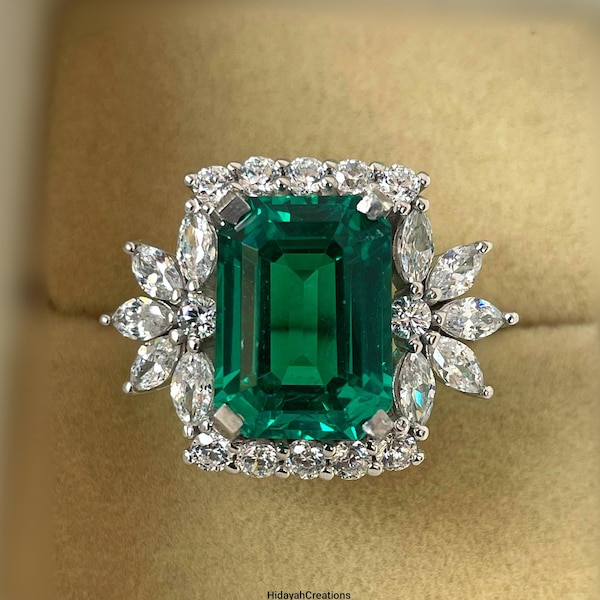 Luxury Emerald Antique Ring, Emerald Cut Emerald Good Bespoke Engagement Ring, Emerald Wedding Ring, Vintage Emerald Halo Ring.