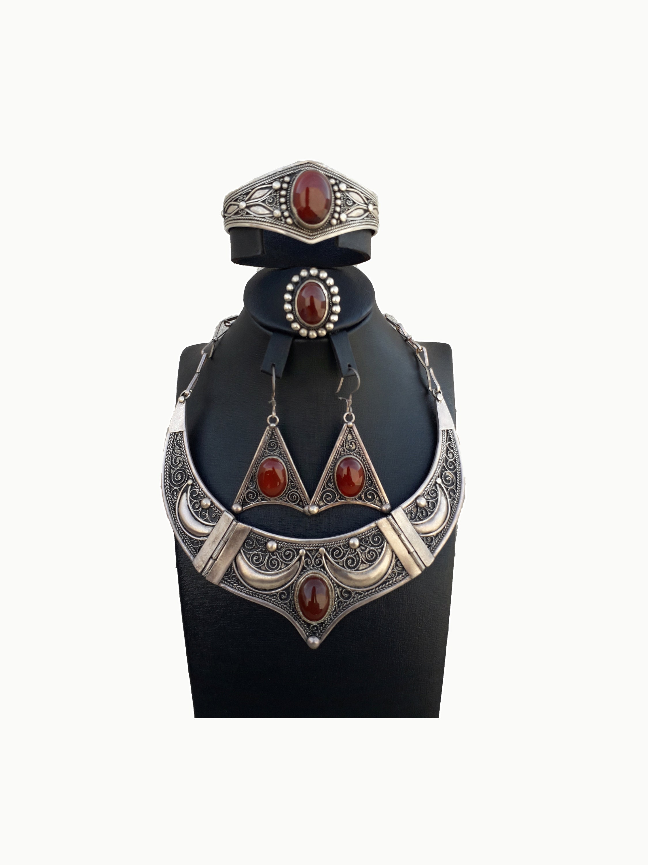 Elegant Tuareg Berber Silver Jewelry Set With Carnelian Stones