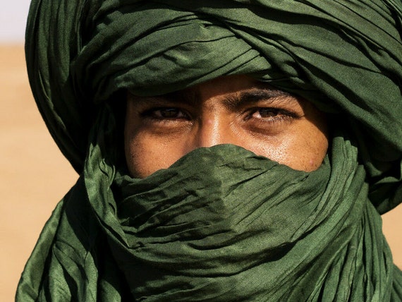 Green Long Tuareg Scarf, Ethnic Scarf, Desert Scarf, Berber Scarf, Tuareg Tgaelmust, Moroccan Head Wrap, Berber Turban, Tribal Scarf