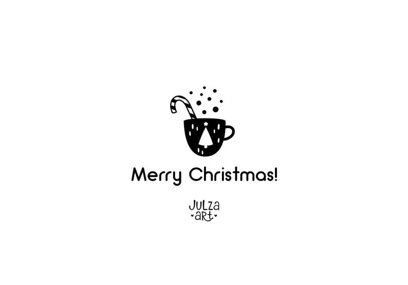 K&ouml;nnte beinhalten: Schwarz-wei&szlig;-Illustration einer Tasse mit einem Weihnachtsbaum-Design und einem Zuckerstangen, die aus der Oberseite herausragt. Die Tasse ist von Schneeflocken umgeben. Der Text "Merry Christmas!" befindet sich unter der Tasse, und der Text "Julza art" befindet sich darunter.