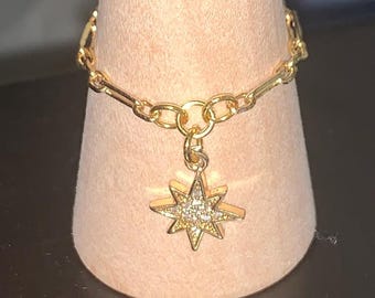 Gold chain star pavé dangle ring