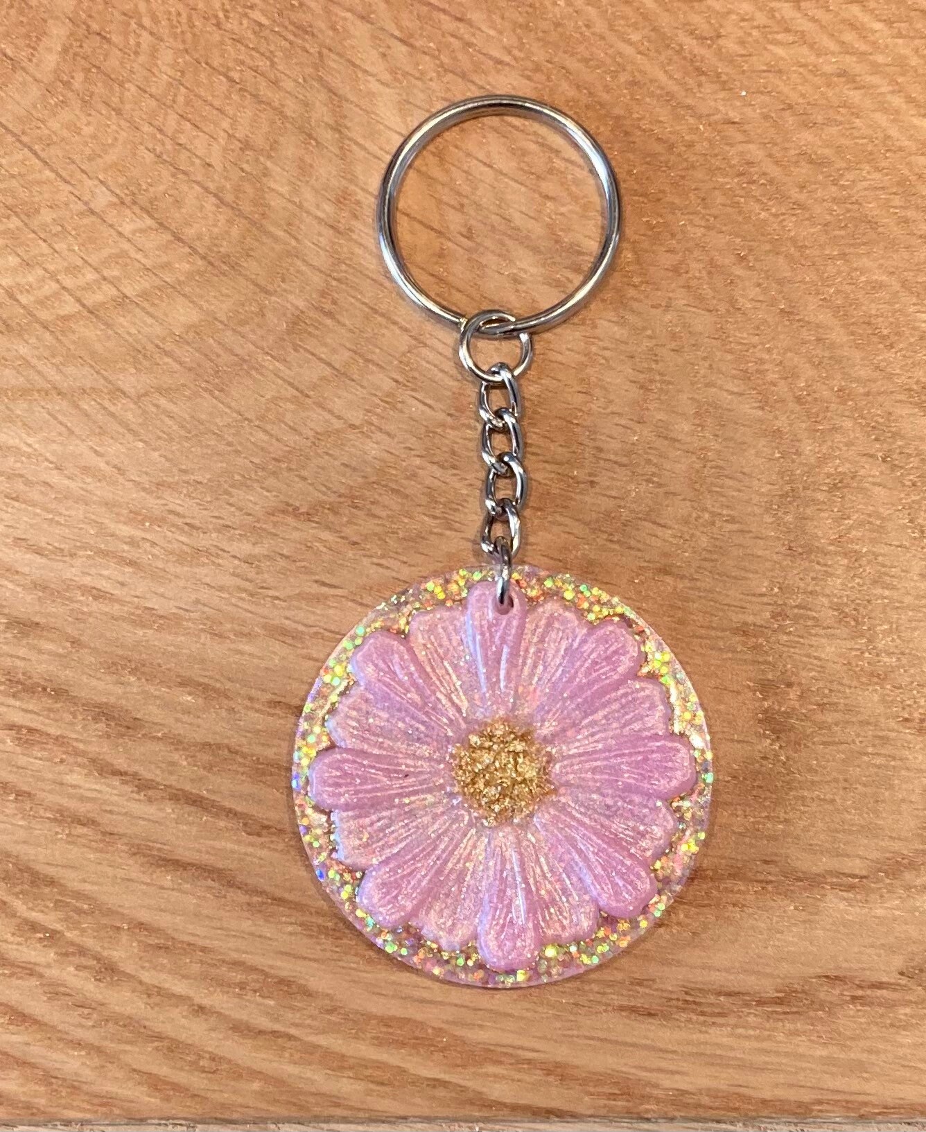 Resin Daisy Key Ring Etsy