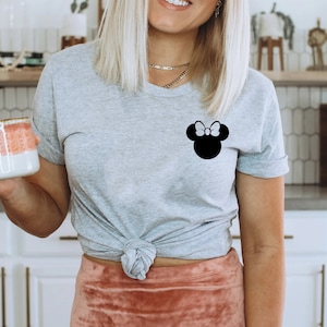 Camiseta de Minnie Mouse de Disney, camiseta de bolsillo con estampado de Minnie Mouse para mamá, camiseta de Disney para mujer, camiseta infantil de Magic Kingdom