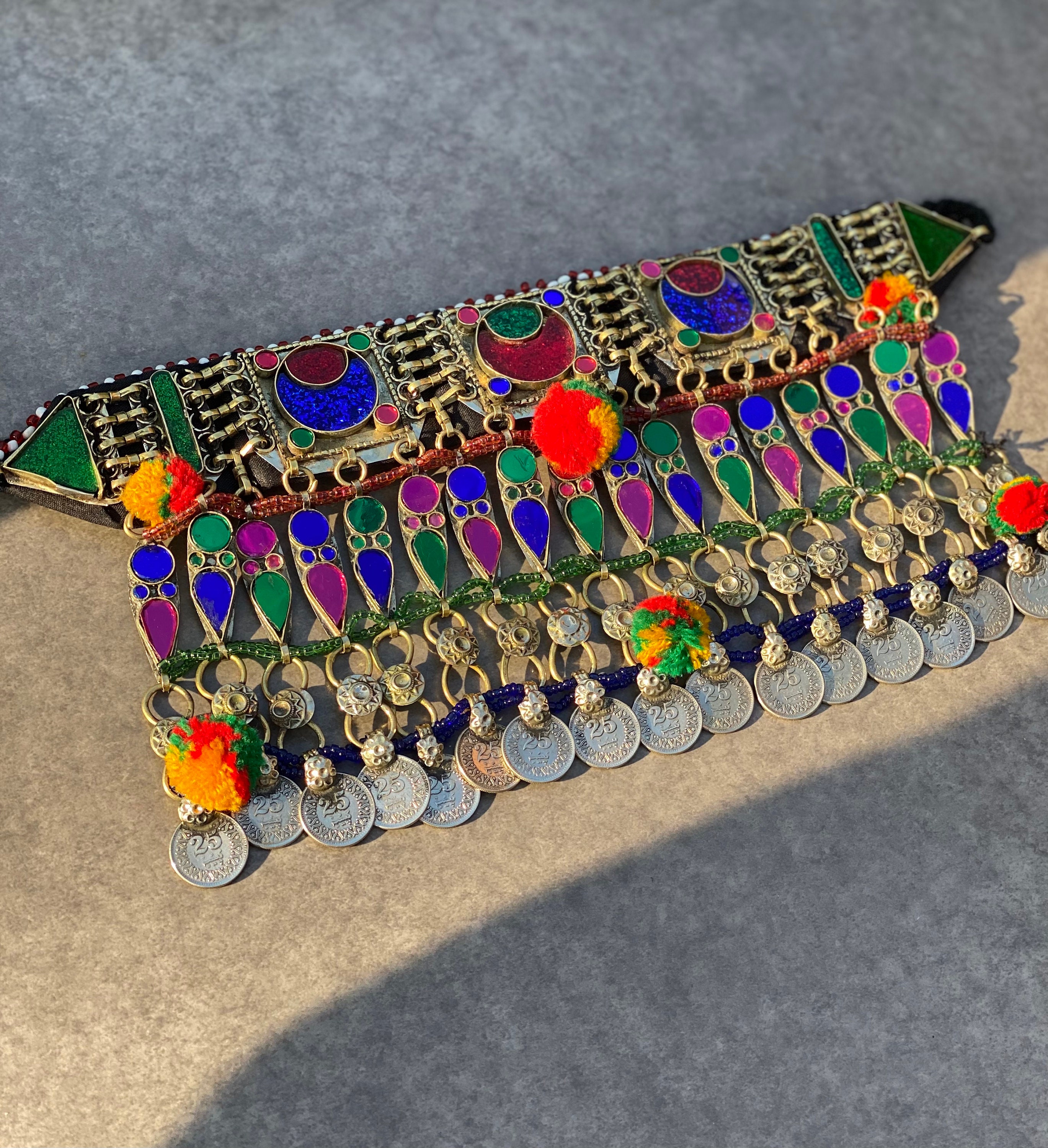 アフガニスタンのヴィンテージチョーカー ヴィンテージ クチ