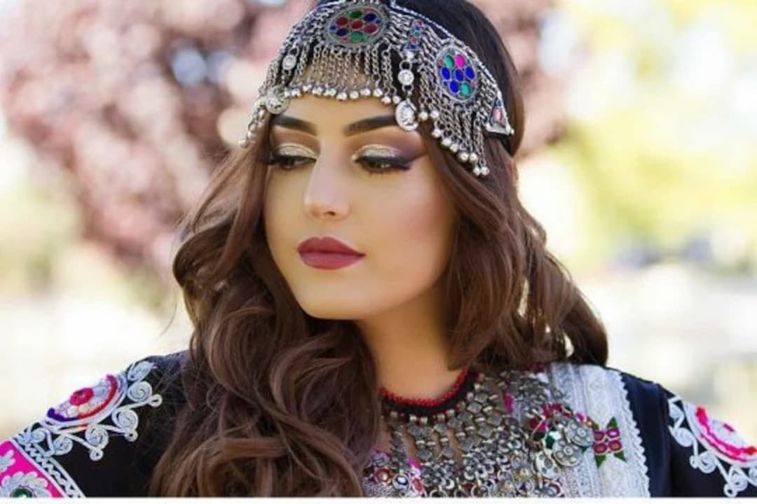 Afghan Headpiece Jewellery | Afghan Vintage Headpiece  display picture 1