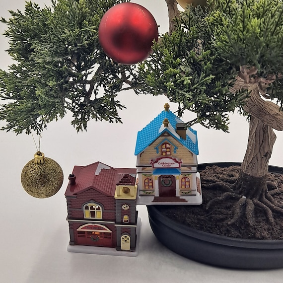 Cobblestone Corners / House  Christmas ornaments, Christmas, Novelty  christmas