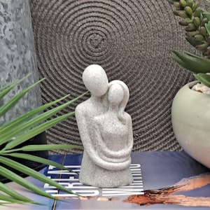 Nordisches Paar Statuendesign, zeitgenössische Kunstdekoration, minimalistischer Wohndekor.