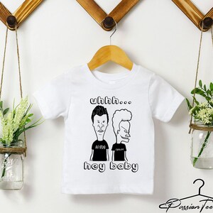 Hey Baby Shirt, Funny 90s Shirt, 90s Kid Graphic Tee, Trendy Kids Clothes, Toddler Shirt, Boy Shirts, Girl Clothes, Unisex T-Shirt afbeelding 4