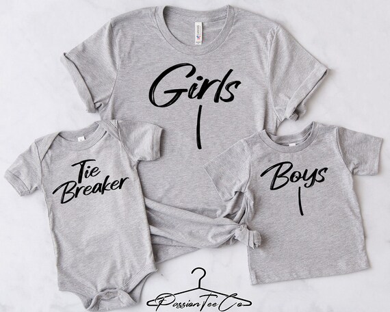 Tiebreaker pregnancy announcement shirt 3rd baby reveal flamingo and grey shirts : Handmade Products