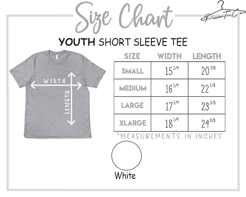 Op de afbeelding: Maattabel voor korte mouw T-shirts voor jeugd. De tabel toont maten van klein tot extra groot met bijbehorende breedte- en lengtemaat in inches.