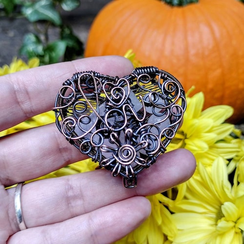 This is Love Heart Shaped Trinket retailer Jewelry Box