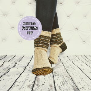 Cozy socks knitting pattern, Sock knit pattern, Easy knit socks pattern, knit tube sock, Beginner sock knitting pattern, knitting gift ideas