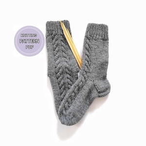 Beginner sock knitting pattern, Sock knit pattern, cozy socks knitting pattern, Easy knit socks pattern, knit tube sock, knitted chunky sock