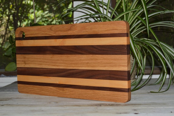 Wood Cutting Board With Corner Hole 