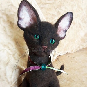 Needle Felted Cat, Felted Oriental KITTEN, Needle Felted Animals, Felt Cat, Cat Lover Gift, Needle Felt Cat, Custom Kitty, Felted Figurine