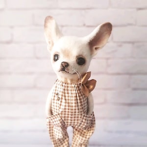 CHIWAWA Manny, Needle Felted Dog, Felt Wool Dog Figurine, Replica Dog, Unique Gift for Dog Lovers, Chihuahua dog, Chihuahua art