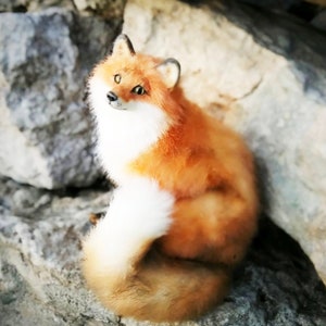 ニードルフェルトのかわいい白いキツネ フェネック、フェルト