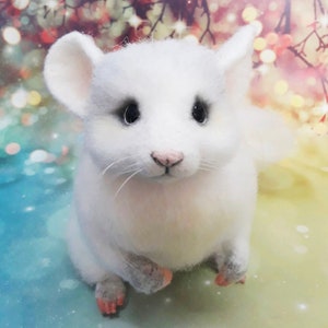 Chinchilla Needle Felted, White Chinchilla, Needle Felt Chinchilla Figurine, Chinchilla Sculpture, Gifts for Chinchilla Lovers, Shinshilla image 1