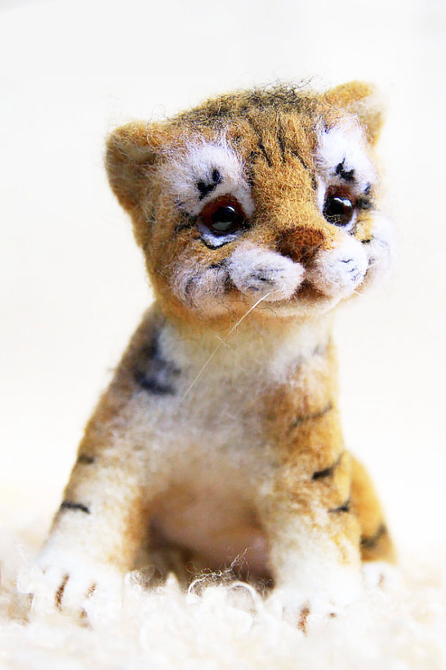 Needle Felted BABY TIGER, Mini Tiger Sculpture, Felted Animals, Handmade Realistic Replica Tiger, Needle Felting Tiger Sculpture