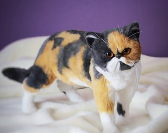 CALICO Cat Pluszowa zabawka dla kota wykonana na zamówienie, realistyczny 3D pluszowy kot, wypchany kot, unikalna pluszowa zabawka, przytulanka dla kota, pluszowe zwierzęta, pluszaki