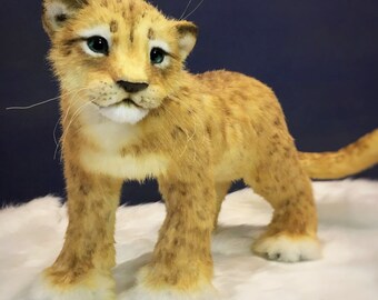 ミディアムサイズのライオンの子のぬいぐるみ、オーダーメイド