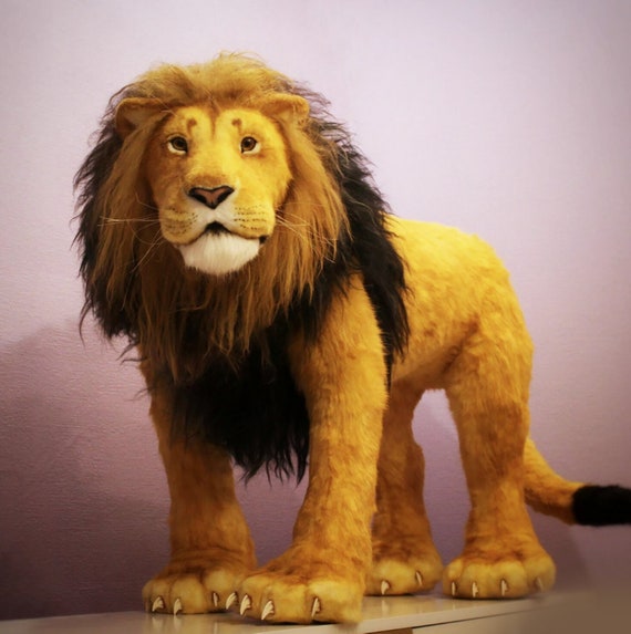 PLUSH BIG LION National Geographic art. 770750