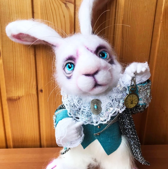 THE WHITE RABBIT From Alice in Wonderland, Needle Felted Rabbit, Bunny Toys,  Stuffed Bunny, Bunny Crafts, Stuffed Animals, Plushies 