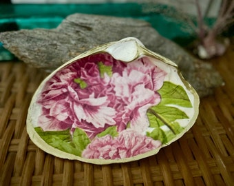 Handmade Decoupaged Clam Shell