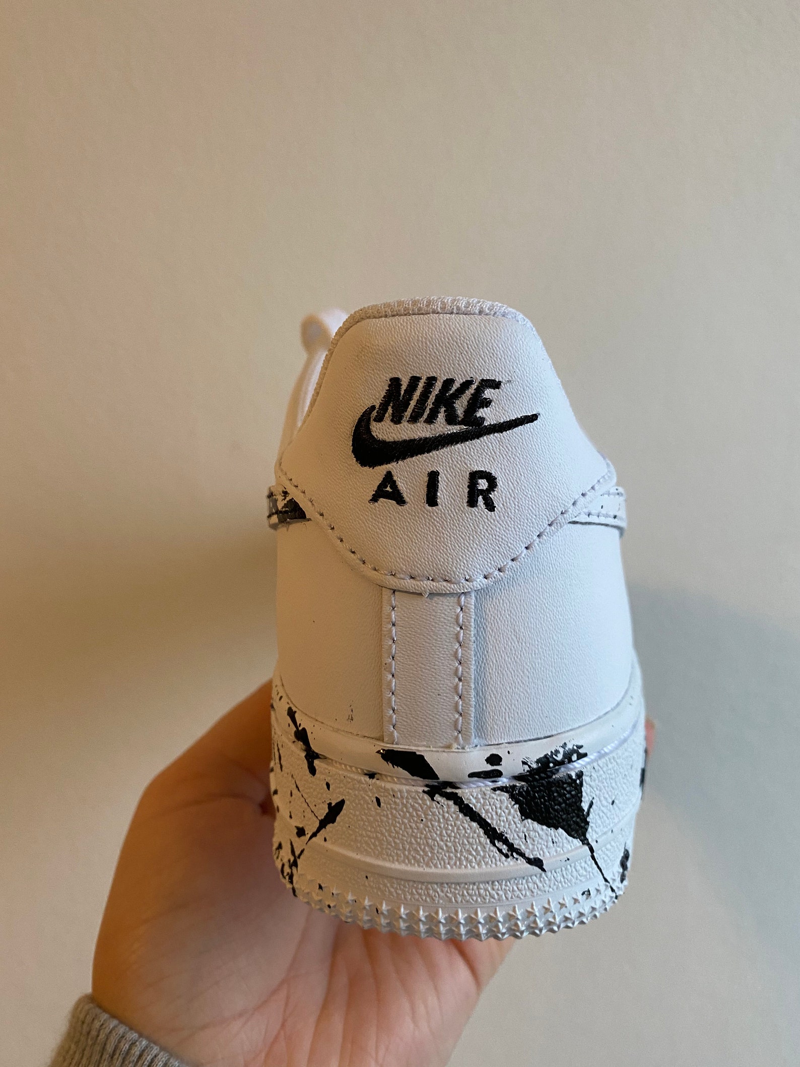 custom air force 1 paint splatter black