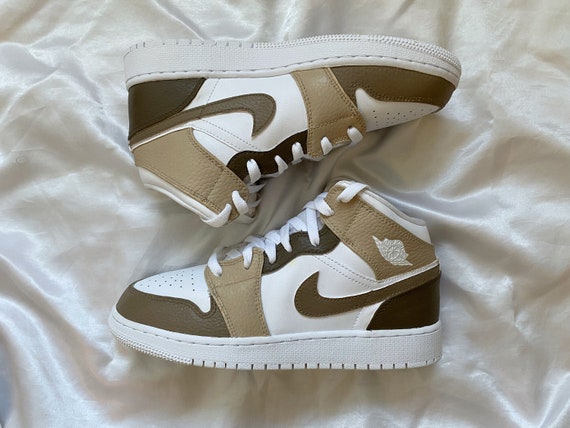 Custom Air Jordan 1 beige Tints | Etsy Australia