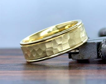 14K Gold Men's Wedding Band Hammered Finish (7MM) | Hammer Brush Finish Wedding Band | Solid Gold | Unique Band | Comfort Fit | 10k 14k 18k