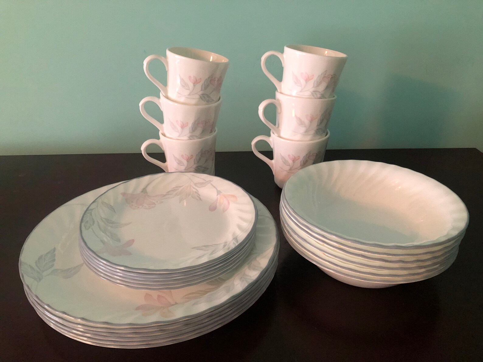 Corelle Pink Trio dinnerware 24 piece service for 6 vintage Etsy