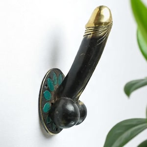 Tirador o gancho de puerta con forma de pene de latón, figura de bronce
