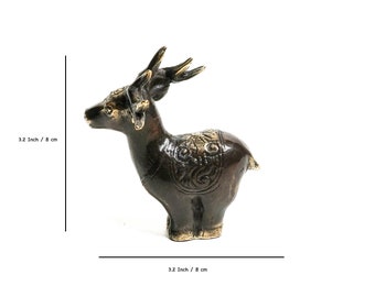 鹿のブロンズ像 3.2インチ / 8 cm、鹿の置物、卓上、動物ブロンズ
