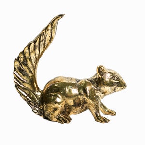 Bronze Squirrel 8 Inch / 20 cm, Squirrel Bronze, Squirrel Sculpture, Home Decor, Room Decor, Living Room, Birthday Gift, Office Decor
