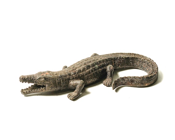 ワニの彫刻 幅10インチ / 25 cm、ワニの像、ワニの置物、部屋の装飾