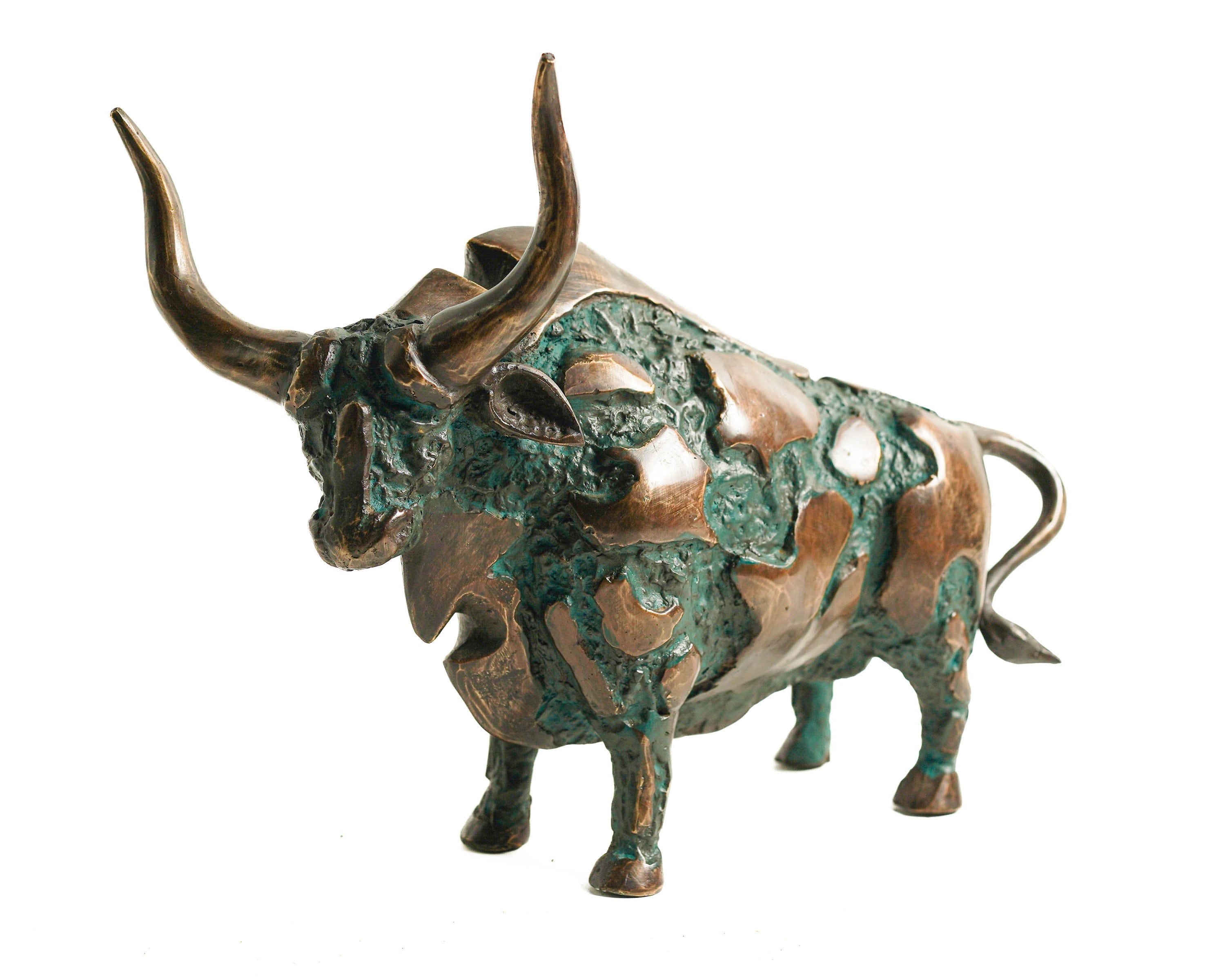 牛の置物 Amazon.co.jp: OBOROZUKI インテリア 置物 オブジェ 牛の置物