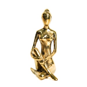 Abstrast Woman Statue 6.5 Inch / 16 cm, Abstract Figurine, Abstract Sculpture, Living Room, New Home Decor, Holiday Decor, Anniversary Gift