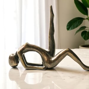 Abstract Statue 6.5 Inch / 16 cm Width, Abstract Figurine, Abstract Sculpture, Room Decor, Birthday Gift, House Decor, Modern Home Decor