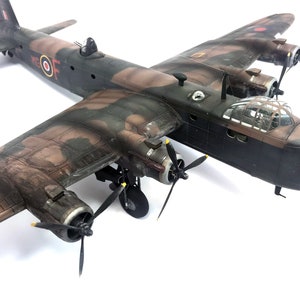 1/72 scale Short Stirling - professionally built scale model