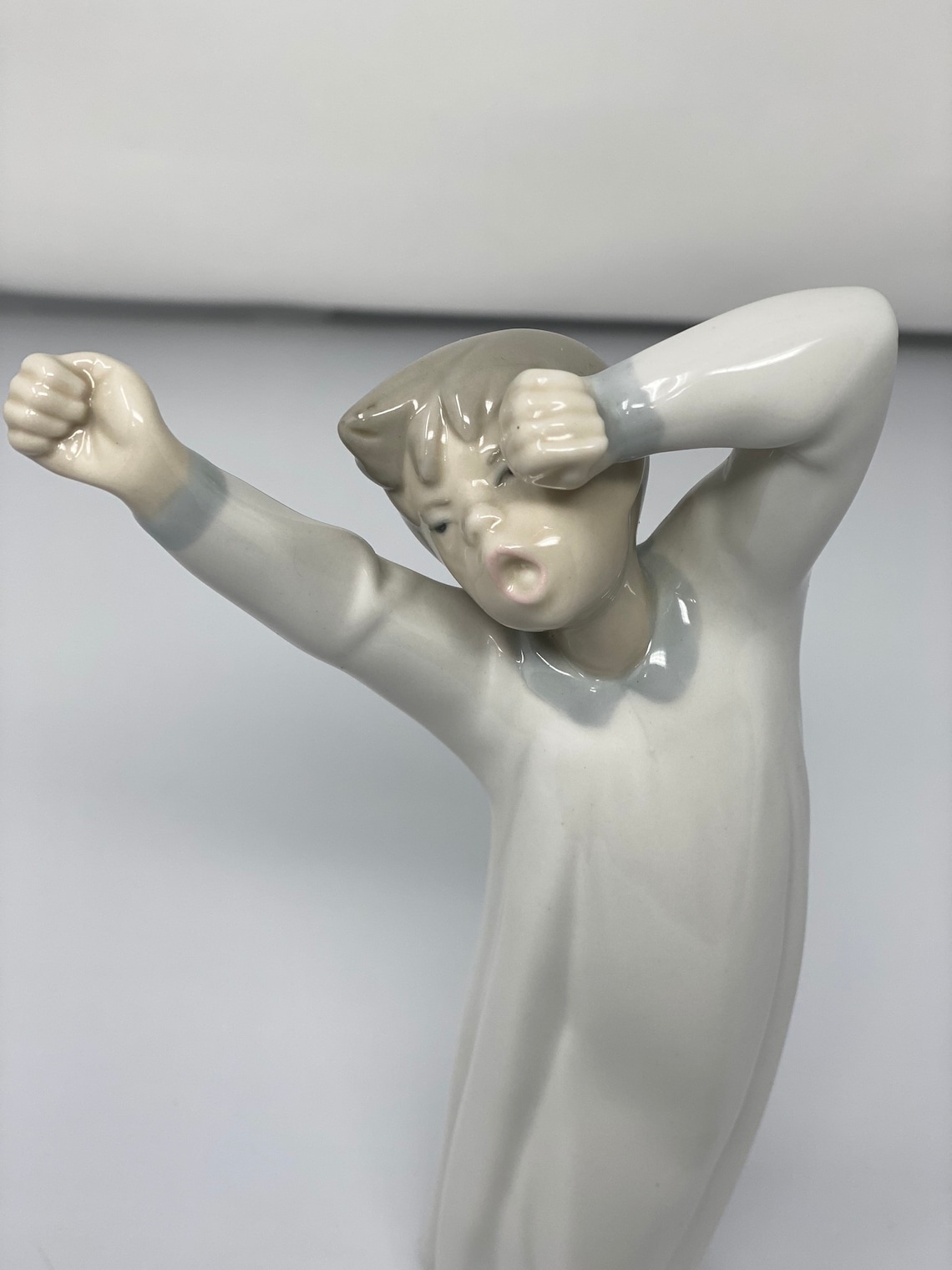Lladro Yawning Boy 4870 retired Etsy